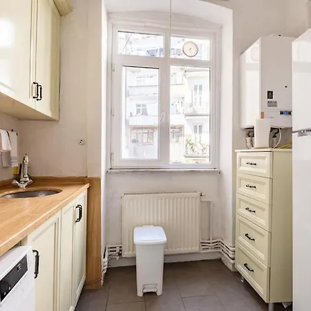 Charming Historical In Galata * Istanbul
