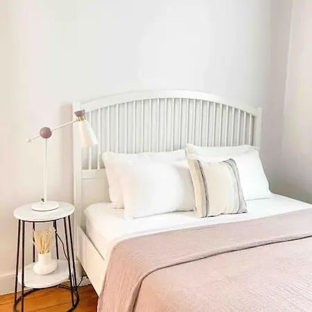 Charming Historical In Galata Apartment *