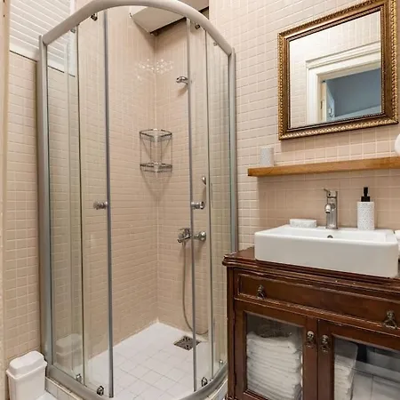 Apartment Charming Historical In Galata