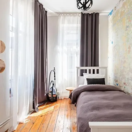 Charming Historical In Galata Appartement